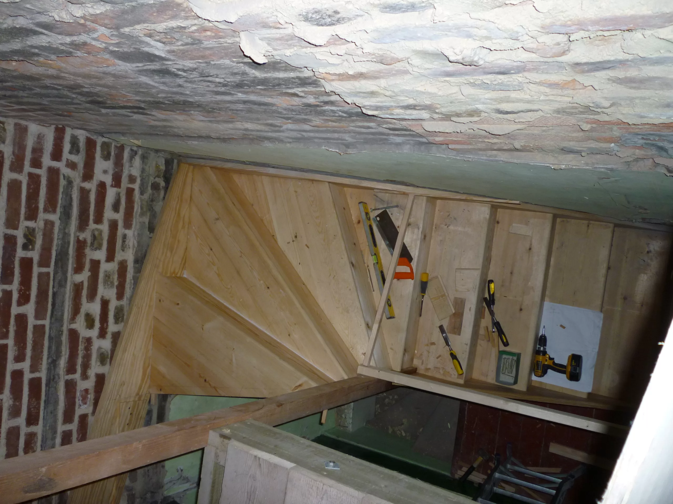 Part construction of staircase to new loft.